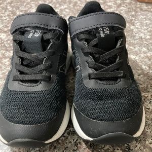 New Balance boys sneakers size 11